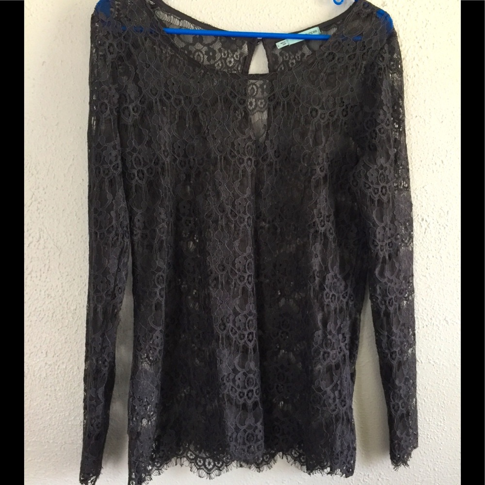 Women’s lace top